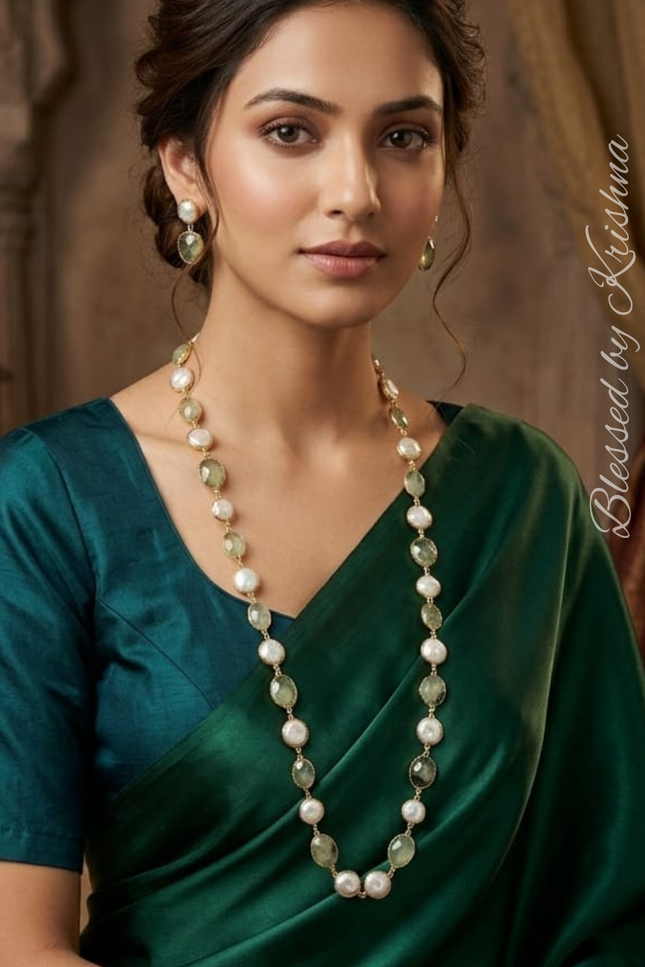 Shyama Sundari – Pearl & Green Stone Necklace