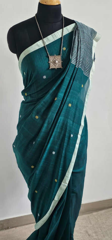 Handwoven Mul Cotton Jamdani Saree