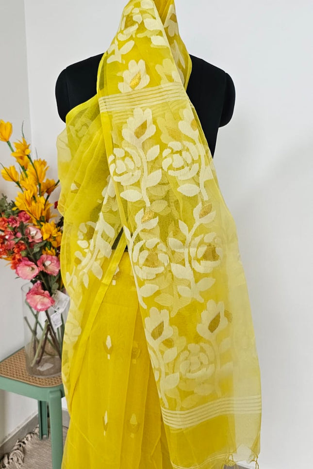 Haldi Phool Handwoven Jamdani Saree