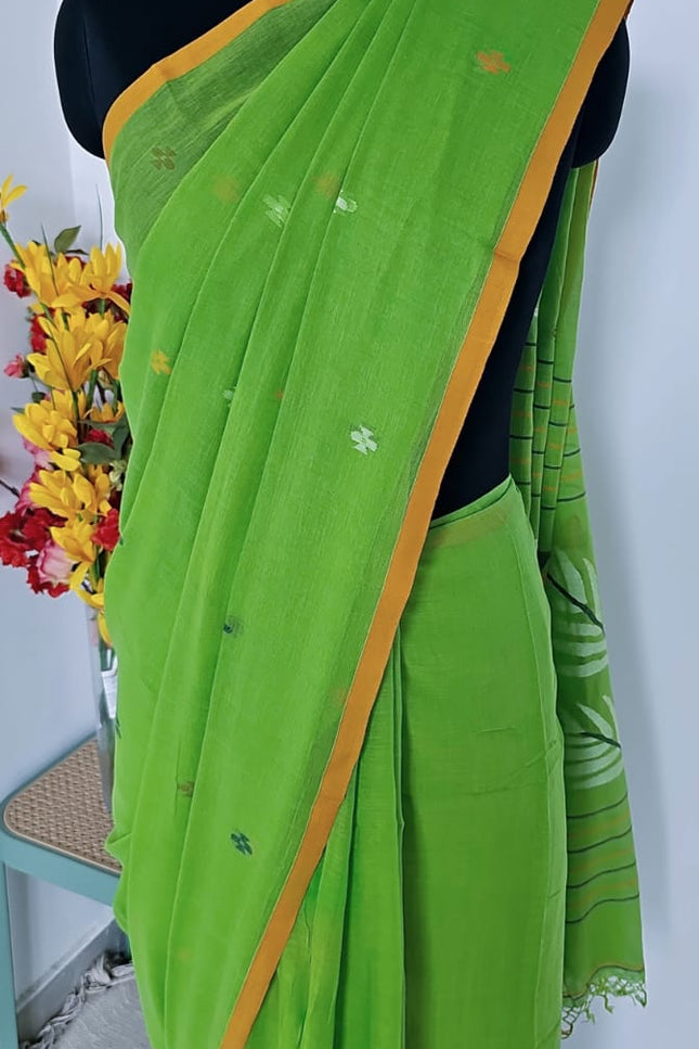 Kesar Tulsi Jamdani Hanwoven Saree