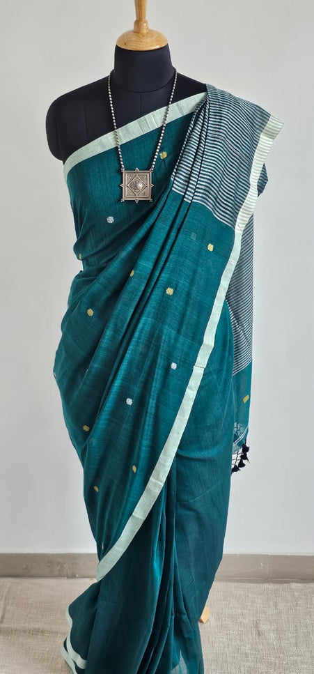 Handwoven Mul Cotton Jamdani Saree
