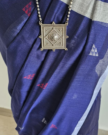 Handwoven Blue Jamdani Saree