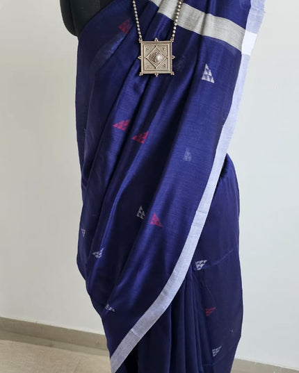 Handwoven Blue Jamdani Saree