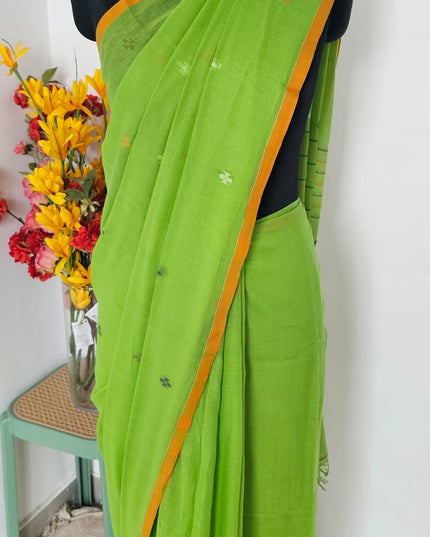 Kesar Tulsi Jamdani Hanwoven Saree