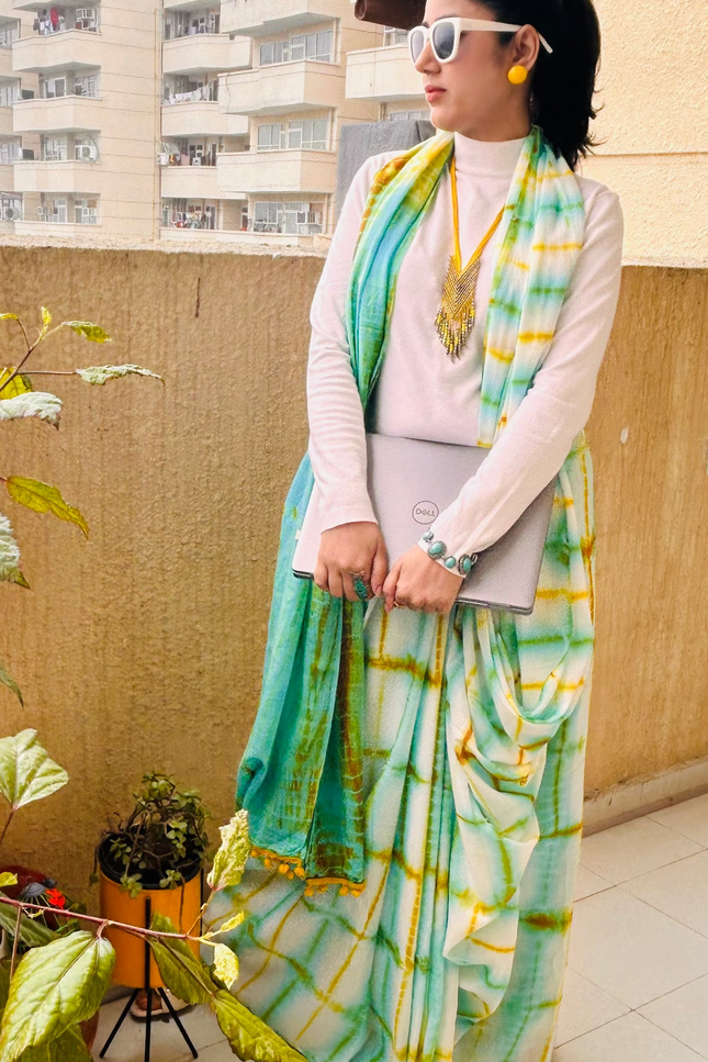 Vrindavan Skies Tie-Dye Mul Cotton Saree