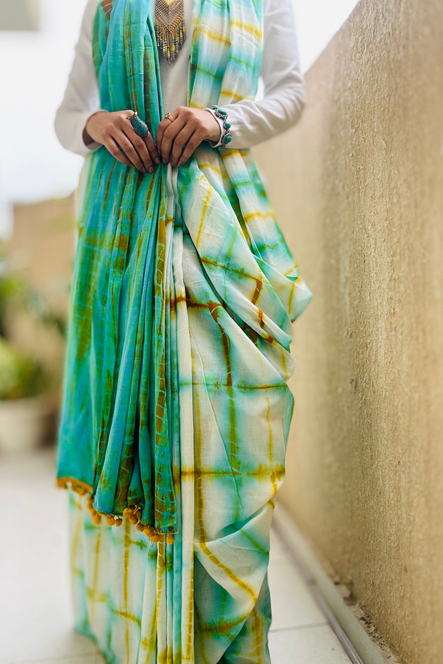 Vrindavan Skies Tie-Dye Mul Cotton Saree