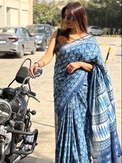Nila Rekha Handblock Art Silk Saree