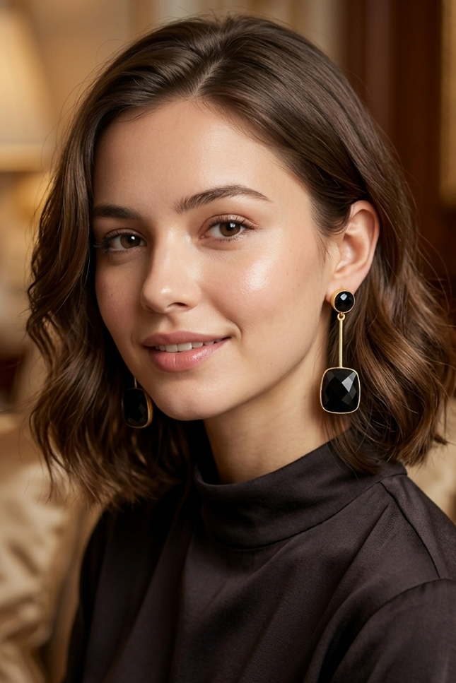 Bhaimi Noir Earrings