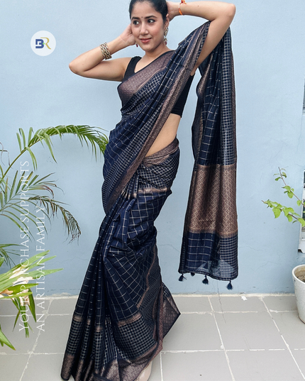 Shyamali Sundari Black Banarasi Silk Saree